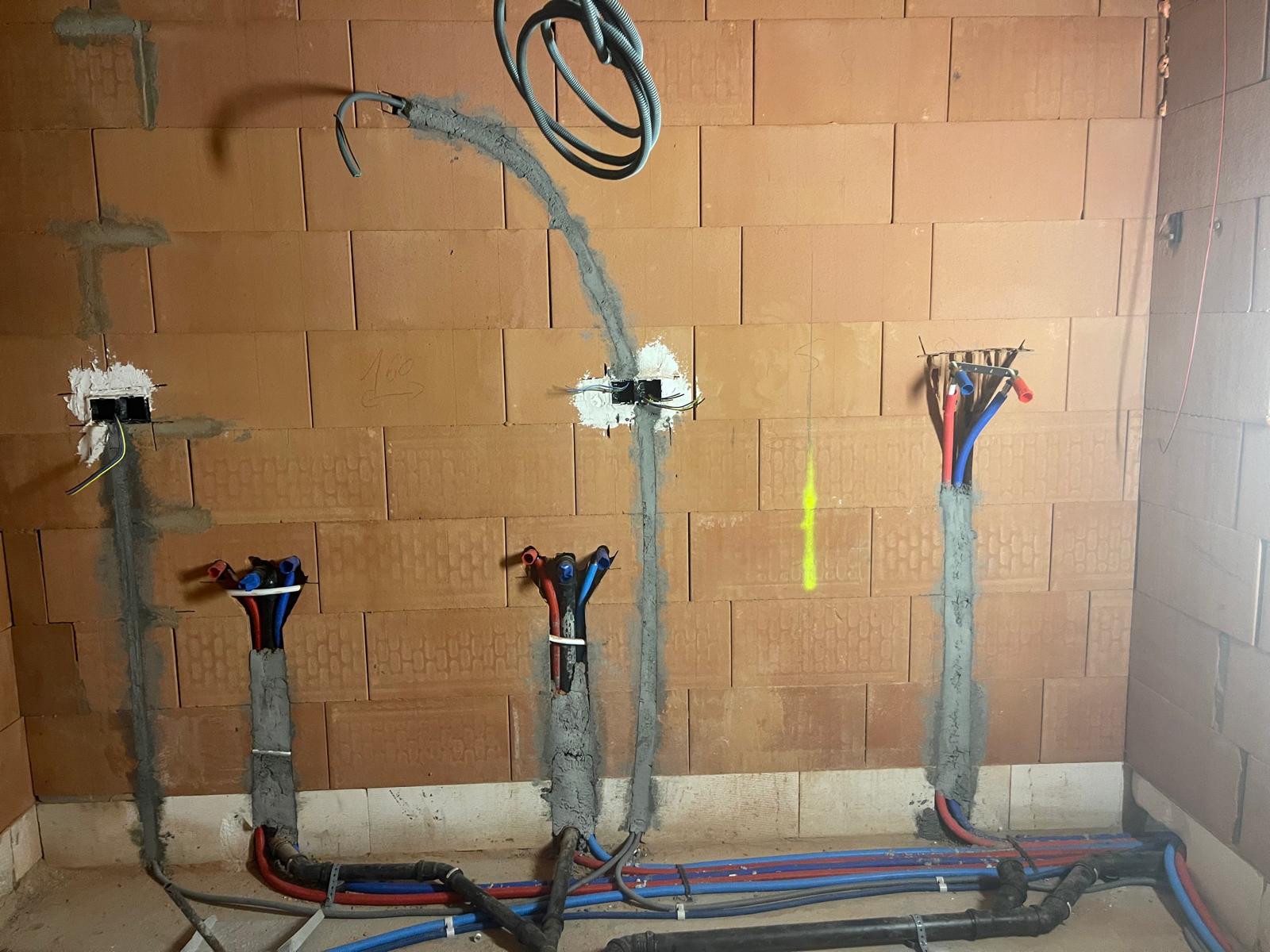 Elektrische bedrading stopcontacten renovatie nieuwbouw - Sanitro