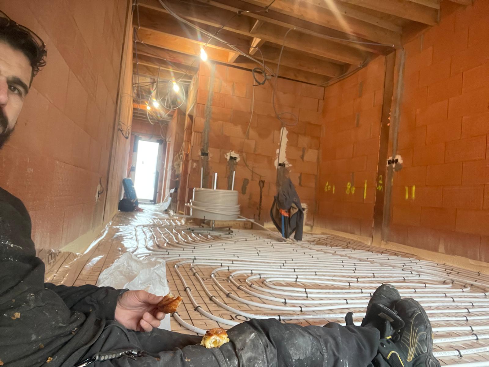 Sanitro vakman vloerverwarming installatie nieuwbouw project